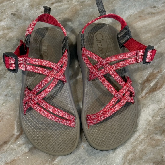 Kids CHACO ZX/1 Ecotread Pink Strappy adjustable sandals- Size 2 - Picture 2 of 7